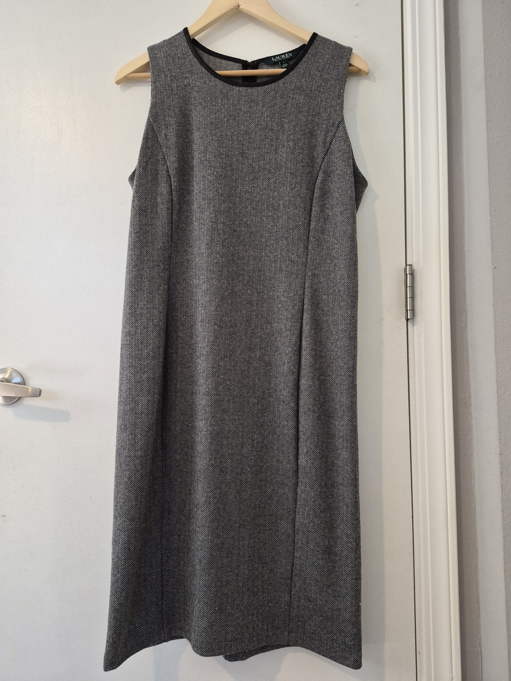 Lauren Ralph Lauren Gray Sleeveless Midi Shift Dress